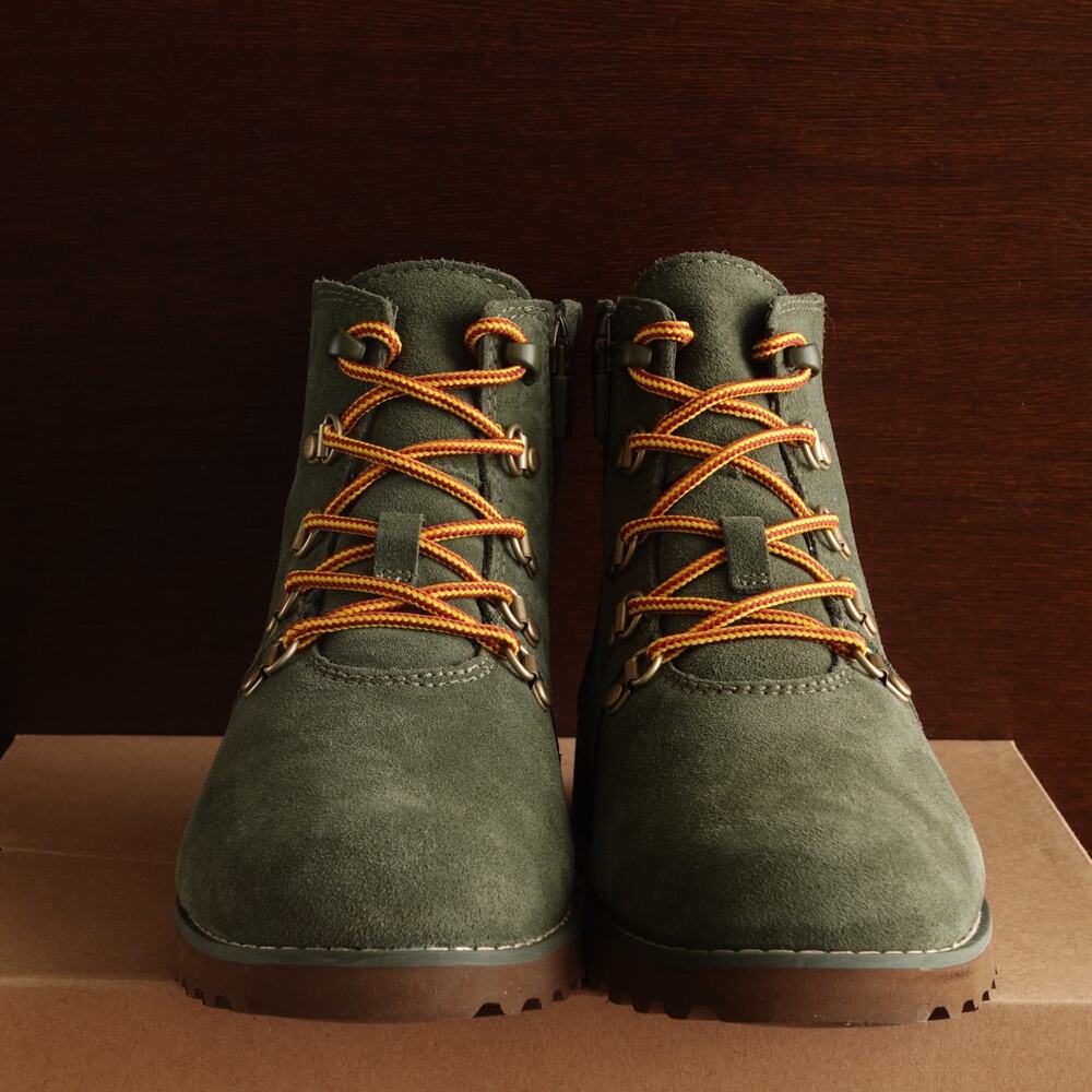 UGG Boots Youth Size 4 Green Hilmar CWR Suede Ankle Waterproof Zip Lined Winter - Picture 3 of 16